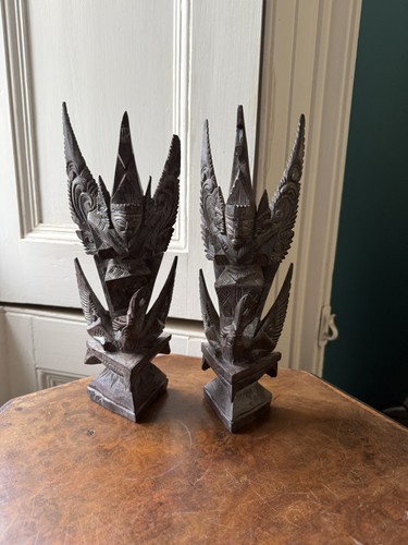 Vishnu garuda statues hand - x,